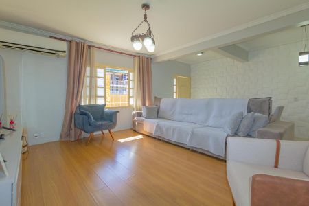 Sala de casa para alugar com 4 quartos, 250m² em Mathias Velho, Canoas