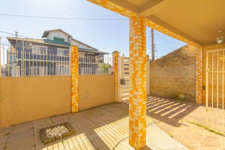 Casa para alugar com 250m², 4 quartos e 3 vagas Casa para alugar com 250m², 4 quartos e 3 vagasVista da Sala