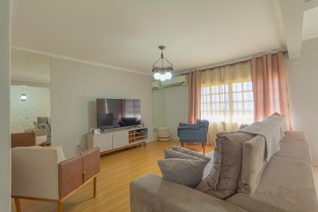 Sala de casa para alugar com 4 quartos, 250m² em Mathias Velho, Canoas