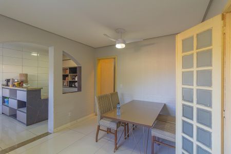 Casa para alugar com 250m², 4 quartos e 3 vagas Casa para alugar com 250m², 4 quartos e 3 vagasCozinha