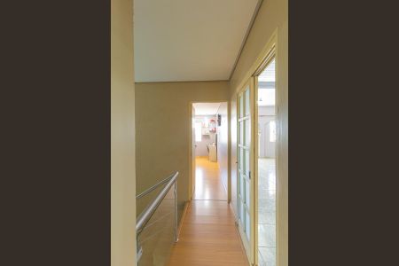 Casa para alugar com 250m², 4 quartos e 3 vagas Casa para alugar com 250m², 4 quartos e 3 vagasCorredor