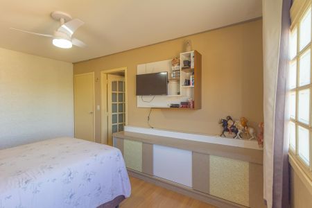 Casa para alugar com 250m², 4 quartos e 3 vagas Casa para alugar com 250m², 4 quartos e 3 vagasQuarto 2 - Suíte