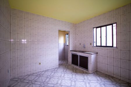 Cozinha de casa para alugar com 1 quarto, 40m² em Fundos, São Gonçalo