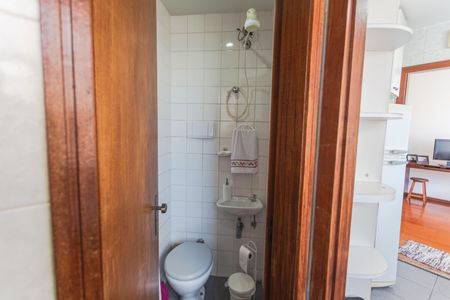 Apartamento à venda com 115m², 2 quartos e 1 vagaBanheiro de serviço