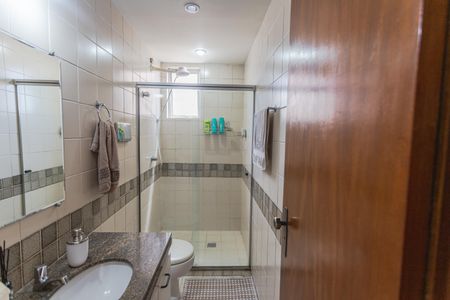 Apartamento à venda com 115m², 2 quartos e 1 vagaBanheiro Social