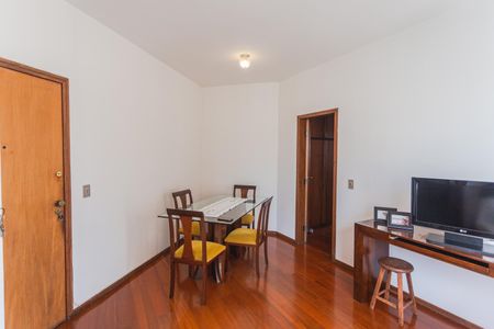 Sala de apartamento à venda com 2 quartos, 115m² em Funcionários, Belo Horizonte