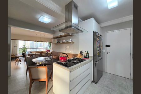 Apartamento à venda com 128m², 3 quartos e 3 vagasCozinha