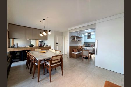 Apartamento à venda com 128m², 3 quartos e 3 vagasSala