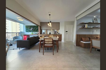 Apartamento à venda com 128m², 3 quartos e 3 vagasSala