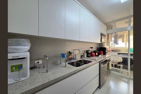 Apartamento à venda com 128m², 3 quartos e 3 vagasCozinha