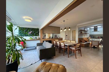 Apartamento à venda com 128m², 3 quartos e 3 vagasVaranda