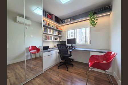 Apartamento à venda com 128m², 3 quartos e 3 vagasQuarto 3