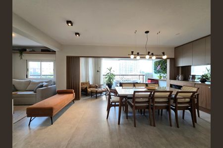 Apartamento à venda com 128m², 3 quartos e 3 vagasSala