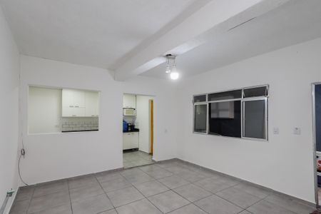Sala de casa para alugar com 1 quarto, 50m² em Vila Nova Galvão, São Paulo