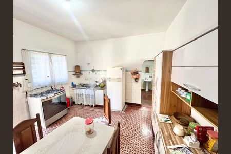 Casa à venda com 800m², 2 quartos e 5 vagasCozinha