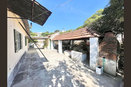Casa à venda com 800m², 2 quartos e 5 vagasÁrea externa