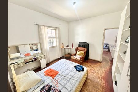 Casa à venda com 800m², 2 quartos e 5 vagasQuarto 1
