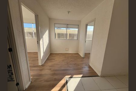 Sala de apartamento para alugar com 2 quartos, 32m² em Parque São Lourenço, São Paulo