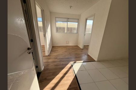 Sala de apartamento para alugar com 2 quartos, 32m² em Parque São Lourenço, São Paulo