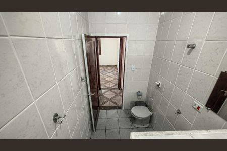 Casa para alugar com 200m², 4 quartos e 3 vagasBanheiro