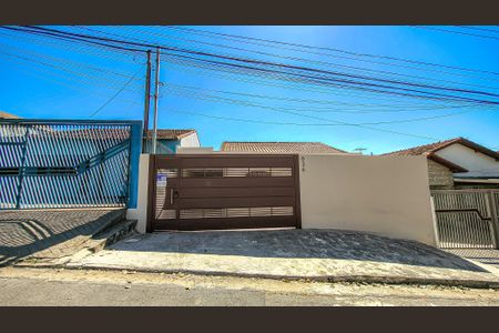 Casa para alugar com 200m², 4 quartos e 3 vagasFachada e Plaquinha Instalada