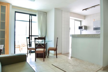 Apartamento à venda com 2 quartos, 84m² em Lourdes, Belo Horizonte