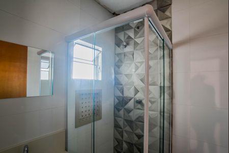 Apartamento à venda com 74m², 2 quartos e 1 vaga Apartamento à venda com 74m², 2 quartos e 1 vagaBanheiro