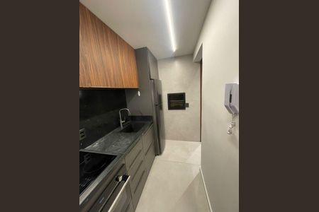 Cozinha de apartamento para alugar com 1 quarto, 40m² em Partenon, Porto Alegre