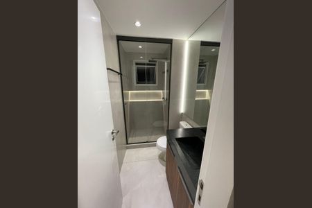 Banheiro de apartamento para alugar com 1 quarto, 40m² em Partenon, Porto Alegre