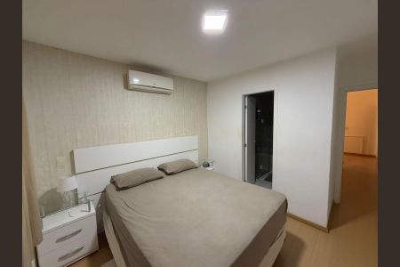 Casa de condomínio para alugar com 173m², 3 quartos e 3 vagasQuarto 1