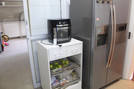 Casa de condomínio para alugar com 173m², 3 quartos e 3 vagasCozinha