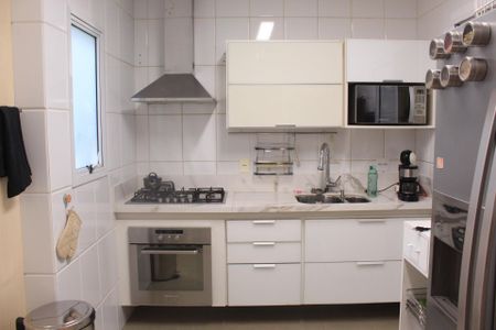 Casa de condomínio para alugar com 173m², 3 quartos e 3 vagasCozinha