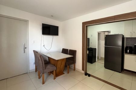 Apartamento para alugar com 70m², 2 quartos e 1 vaga Apartamento para alugar com 70m², 2 quartos e 1 vagaSala