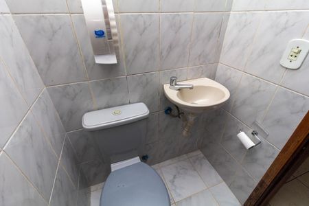 Casa de condomínio para alugar com 160m², 3 quartos e 2 vagas Casa de condomínio para alugar com 160m², 3 quartos e 2 vagasBanheiro 3