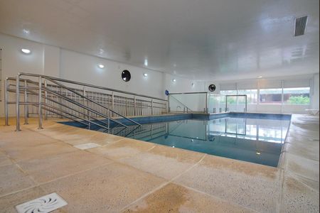 Apartamento à venda com 60m², 2 quartos e 1 vagaÁrea Comum - Piscina Térmica