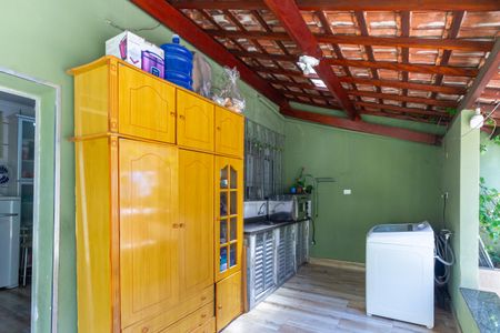 Casa à venda com 280m², 4 quartos e 1 vagaÁrea de Serviço