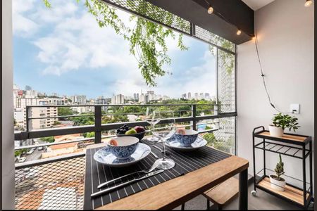 Apartamento à venda com 28m², 1 quarto e sem vagaVaranda