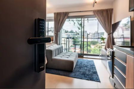 Apartamento à venda com 28m², 1 quarto e sem vagaSala/Quarto