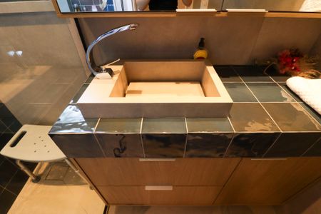 Apartamento à venda com 73m², 3 quartos e 2 vagas Apartamento à venda com 73m², 3 quartos e 2 vagasBanheiro da Suíte