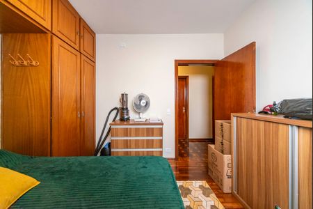 Casa à venda com 270m², 6 quartos e 2 vagasQuarto 3
