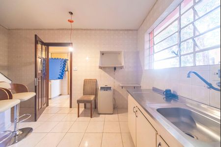 Casa à venda com 270m², 6 quartos e 2 vagasCozinha da Edícula 
