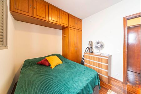 Casa à venda com 270m², 6 quartos e 2 vagasQuarto 3