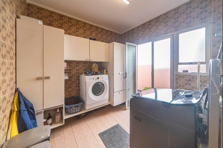 Casa à venda com 270m², 6 quartos e 2 vagasÁrea de Serviço