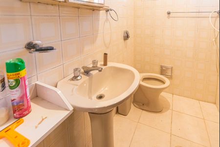Casa à venda com 270m², 6 quartos e 2 vagasBanheiro do Salão 