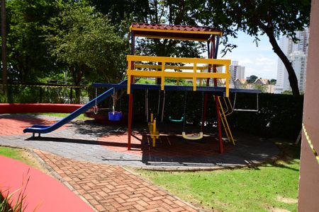 Apartamento para alugar com 80m², 2 quartos e 2 vagasÁrea comum - Playground