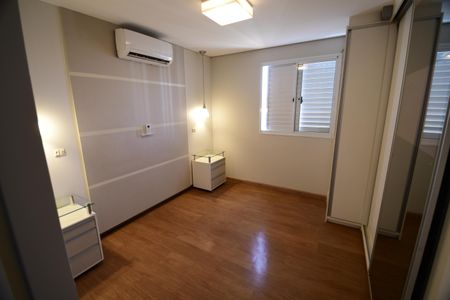 Apartamento para alugar com 80m², 2 quartos e 2 vagasQuarto 2 - Suíte