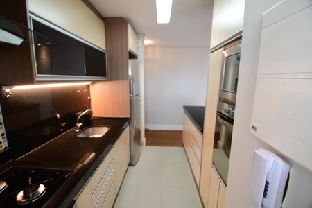 Apartamento para alugar com 80m², 2 quartos e 2 vagasCozinha