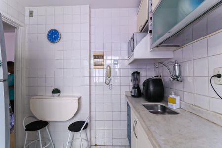 Apartamento para alugar com 20m², 2 quartos e 1 vaga Apartamento para alugar com 20m², 2 quartos e 1 vagaCozinha e Área de Serviço