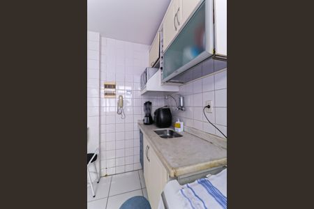 Apartamento para alugar com 20m², 2 quartos e 1 vaga Apartamento para alugar com 20m², 2 quartos e 1 vagaCozinha e Área de Serviço