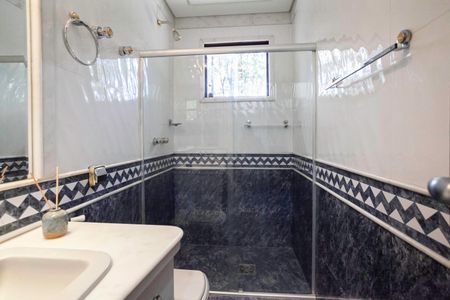 Casa para alugar com 678m², 5 quartos e 6 vagasBanheiro da suíte 3